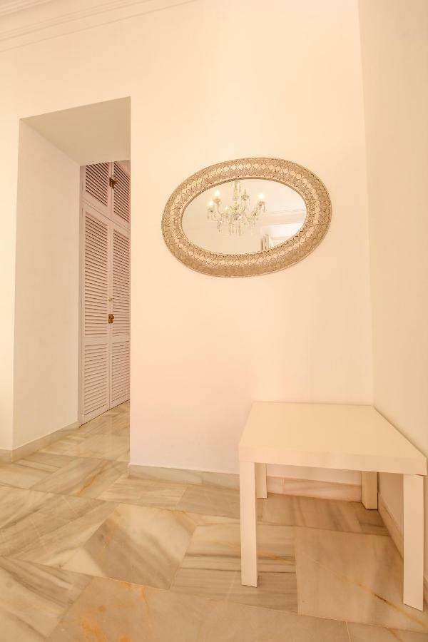 Apartamento Trajano Sewilla Zewnętrze zdjęcie