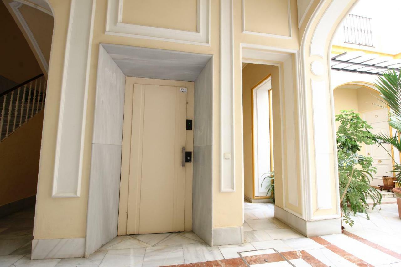 Apartamento Trajano Sewilla Zewnętrze zdjęcie